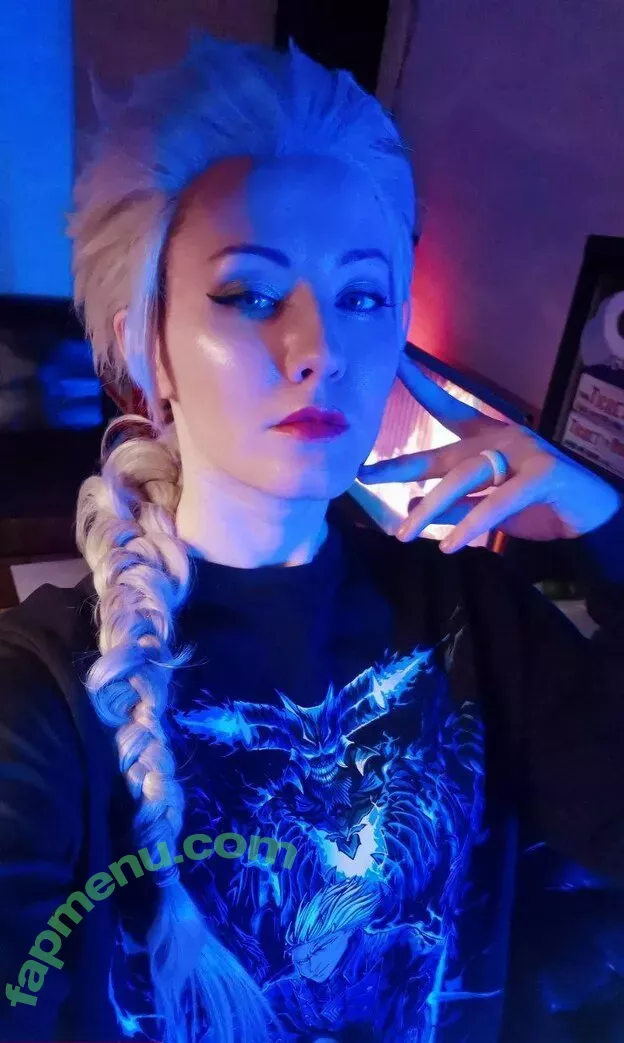 Oniksiya Sofinikum nude photo #1869 (AdamaeOniksiya / nuviponyali / oniksiya_sofinikum / sofinikum)