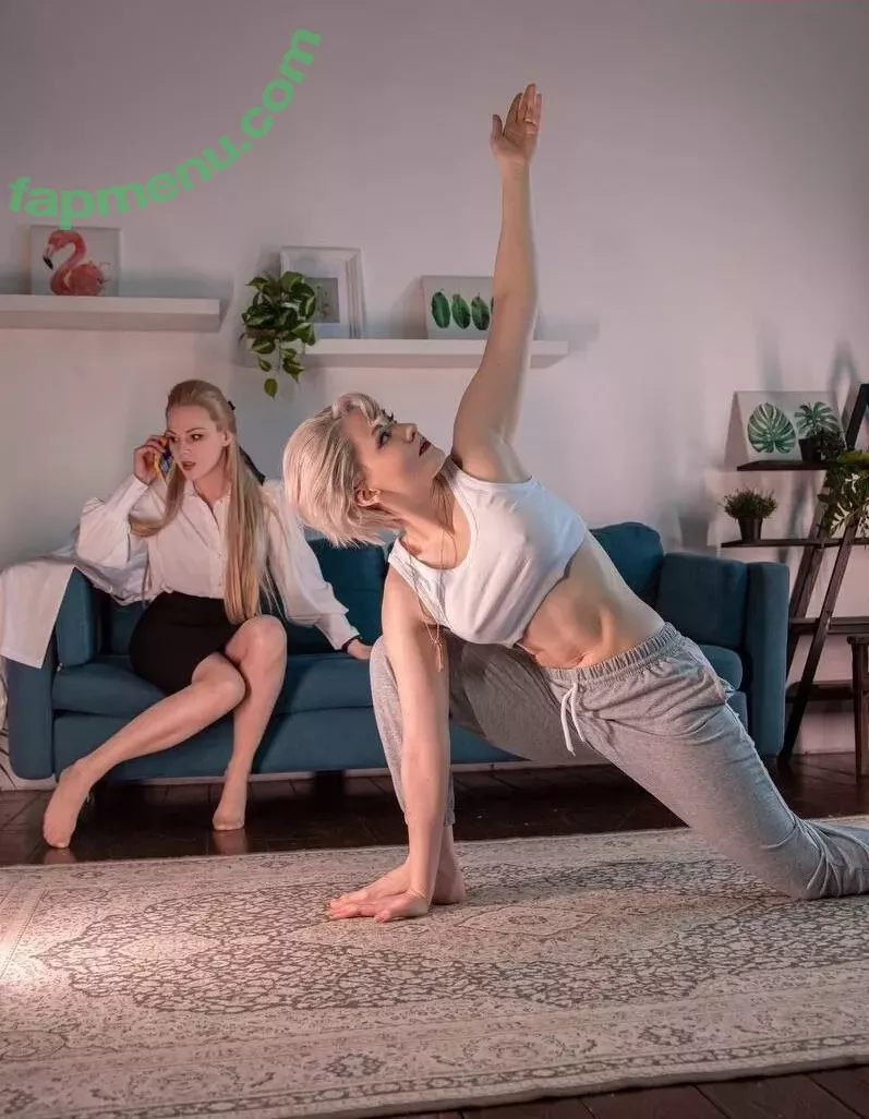 Oniksiya Sofinikum nude photo #1985 (AdamaeOniksiya / nuviponyali / oniksiya_sofinikum / sofinikum)