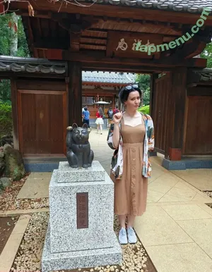 Oniksiya Sofinikum / AdamaeOniksiya / nuviponyali / oniksiya_sofinikum / sofinikum nude photo #2610