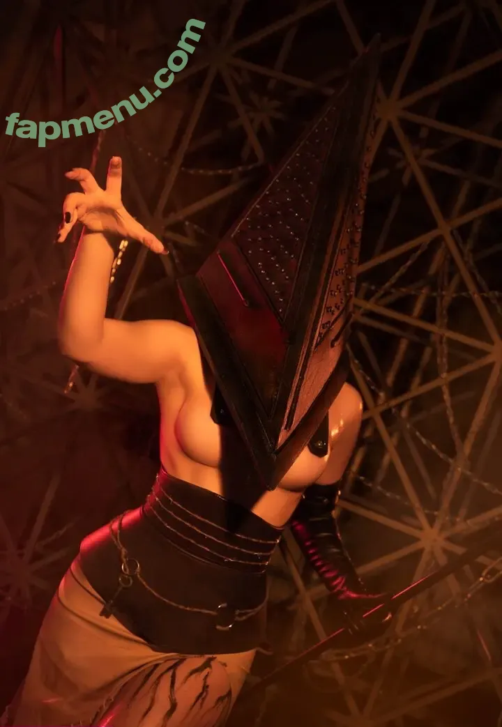 Oniksiya Sofinikum nude photo #2673 (AdamaeOniksiya / nuviponyali / oniksiya_sofinikum / sofinikum)