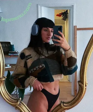 Onille Hoareau / Marion Hoareau / renard.de.nuit nude photo #0006