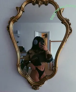 Onille Hoareau / Marion Hoareau / renard.de.nuit nude photo #0007