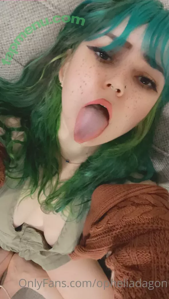 onlineevie nude photo #0050 (onlyevie_ / plushiesuccubus)