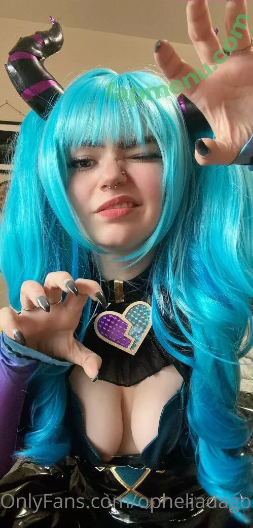 onlineevie nude photo #0088 (onlyevie_ / plushiesuccubus)