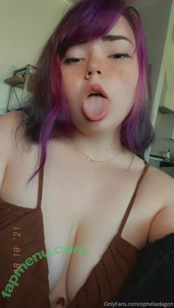onlineevie nude photo #0107 (onlyevie_ / plushiesuccubus)