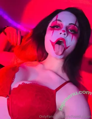 only.found.clown / scarygiggles nude photo #0003
