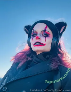 only.found.clown / scarygiggles nude photo #0008