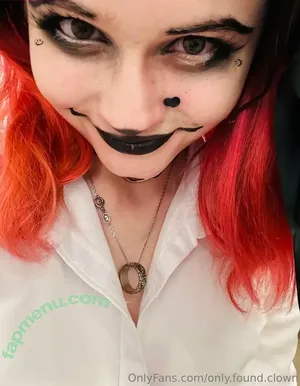 only.found.clown / scarygiggles nude photo #0024