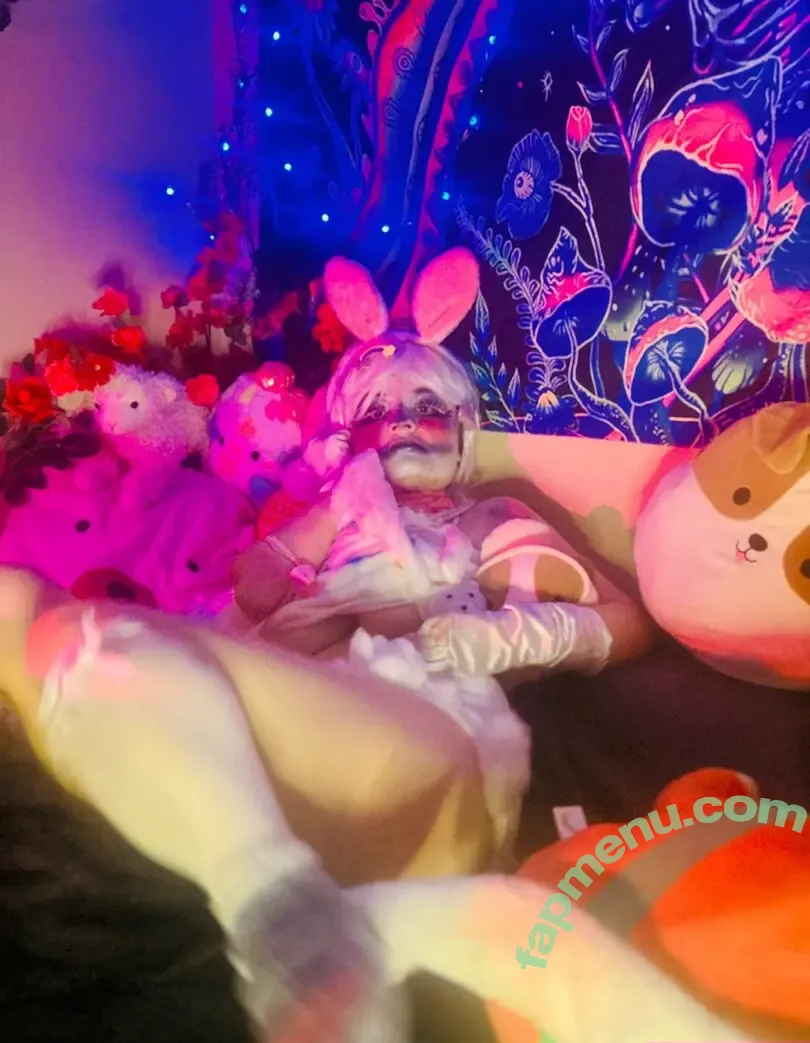 only.found.clown nude photo #0061 (scarygiggles)