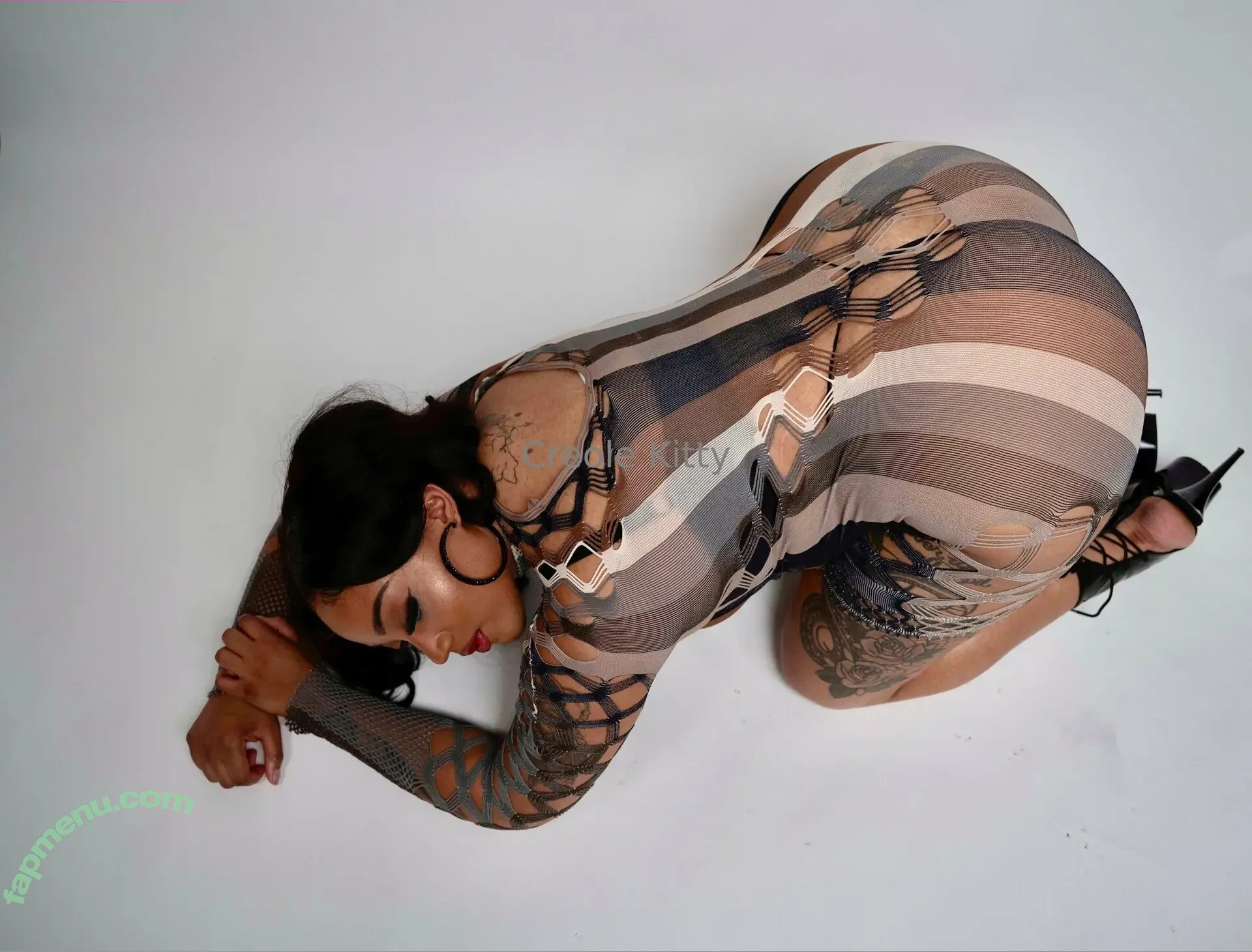 onlybandzkitty nude photo #0021 (onlybandzkitty)