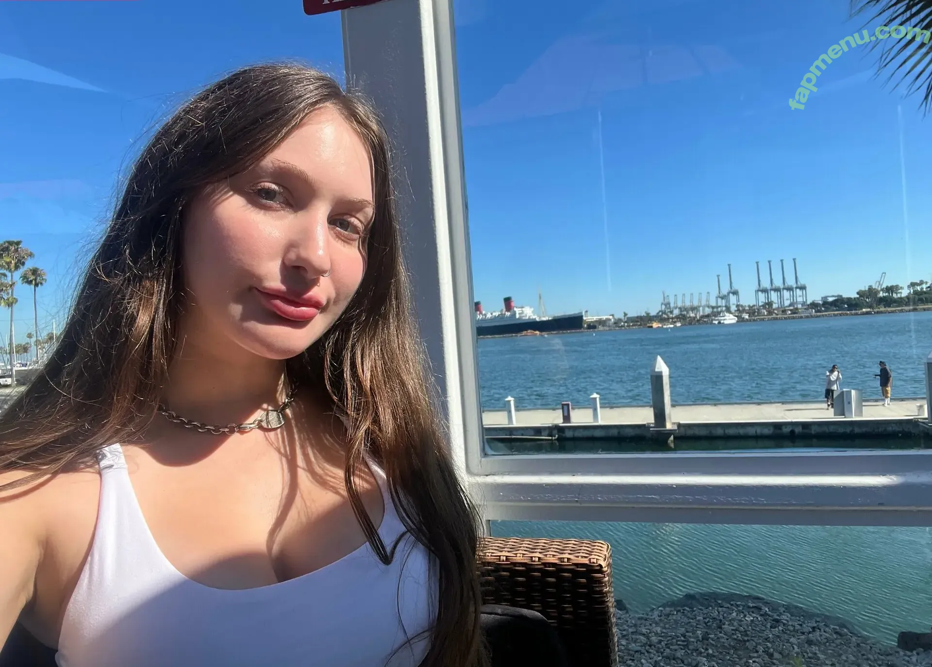onlybellablu nude photo #0001 (onlybellablu)