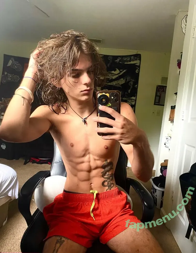 onlybonez nude photo #0015 (officialonlybones)
