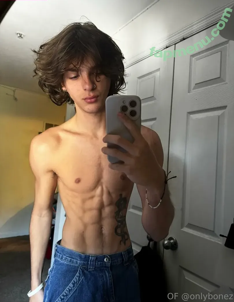 onlybonez nude photo #0038 (officialonlybones)
