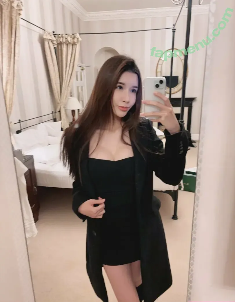 onlycarlyn nude photo #0201 (onlycarlyn)