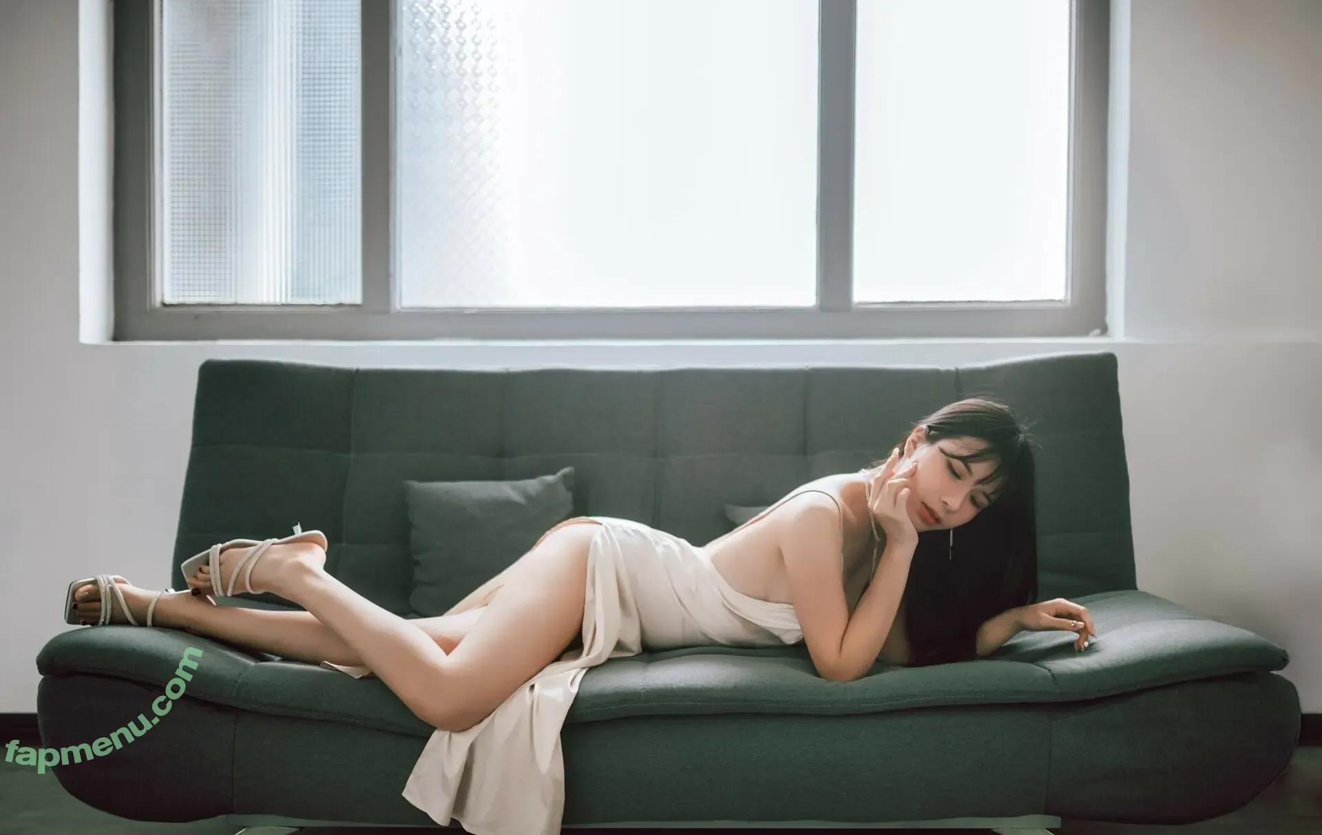 onlycarlyn nude photo #0281 (onlycarlyn)