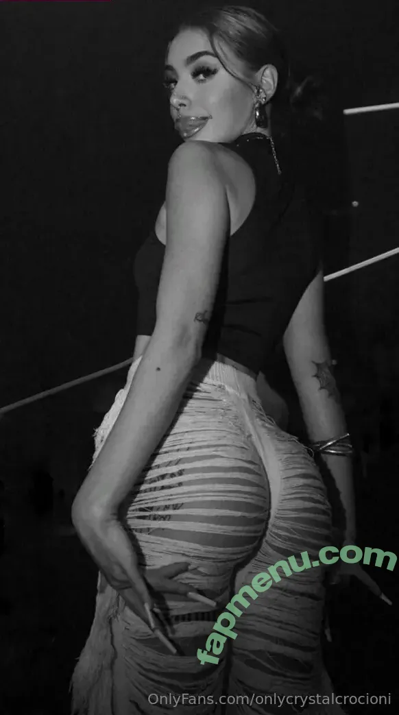 onlycrystalcrocioni nude photo #0022 (onlycrystalcrocioni)