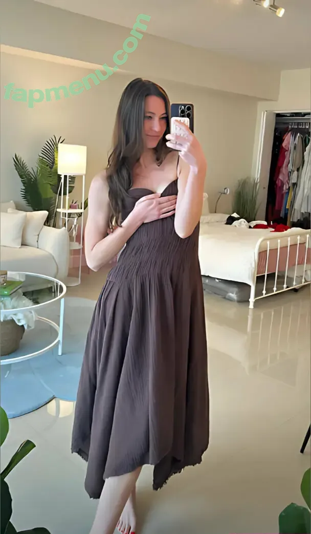 onlydemiwilde nude photo #0007 (demiwildeauthor)