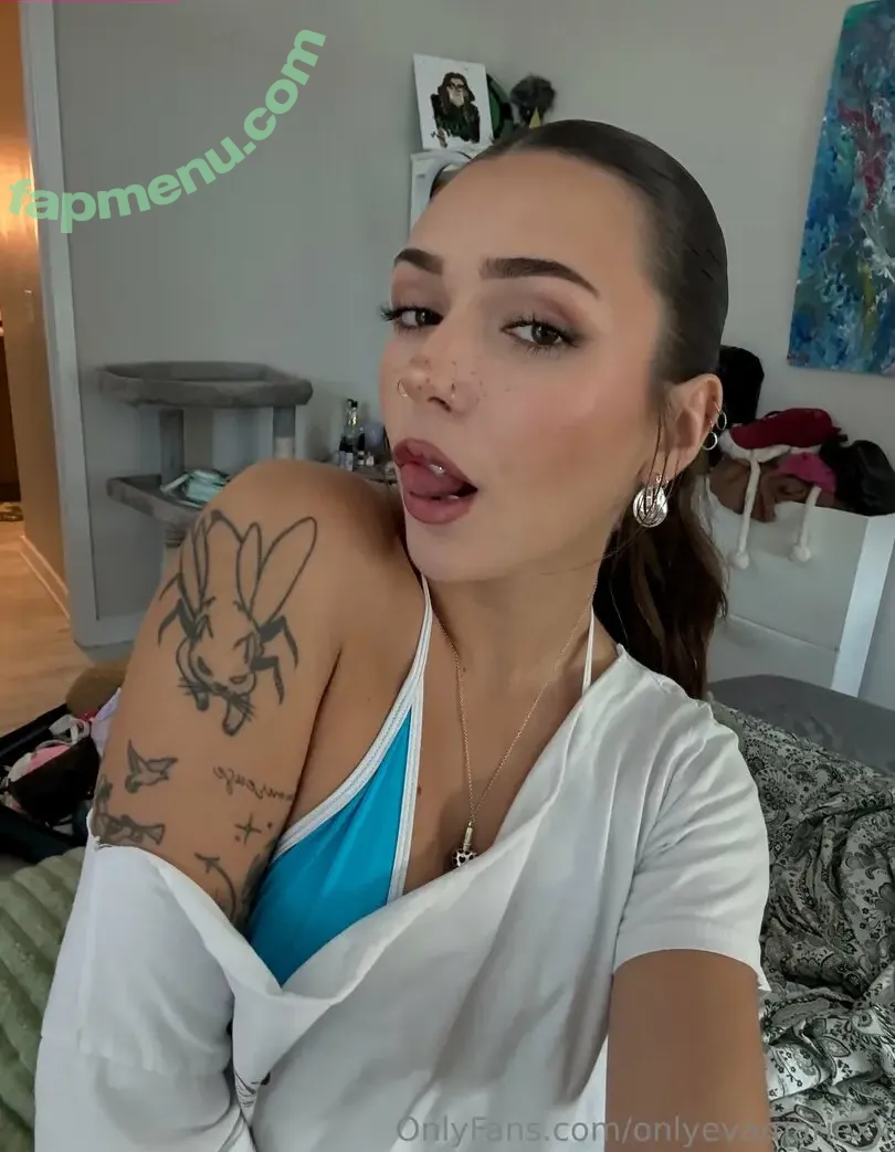 onlyevamariexx nude photo #0038 (onlyevamariexx)