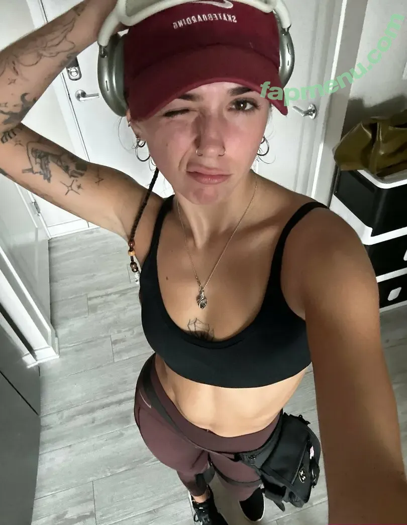 onlyevamariexx nude photo #0129 (onlyevamariexx)