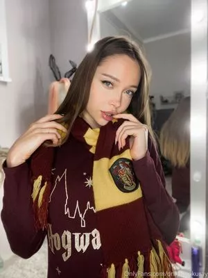 onlykatekuray / katekurayhub nude photo #0030