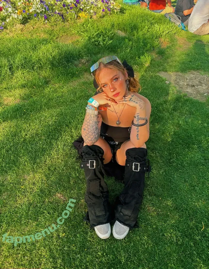 onlykennedykay nude photo #0039 (kennedykkay)