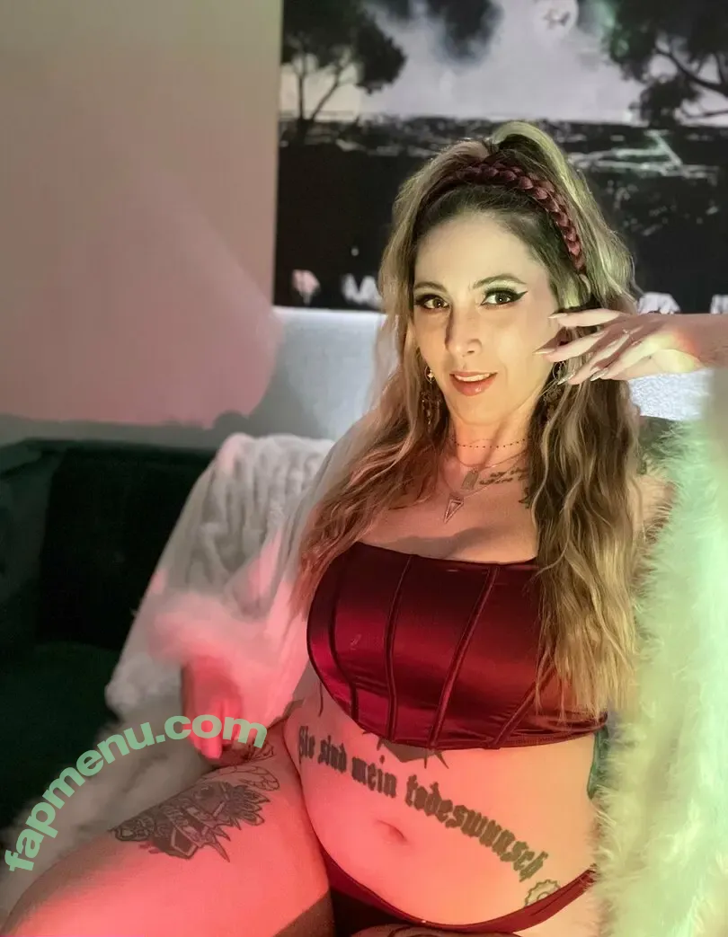 onlykhrist nude photo #0120 (onlychrist_)