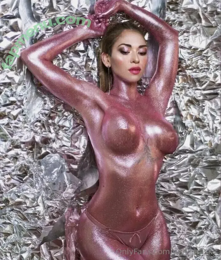 onlylarasky nude photo #0002 (laraasky_)