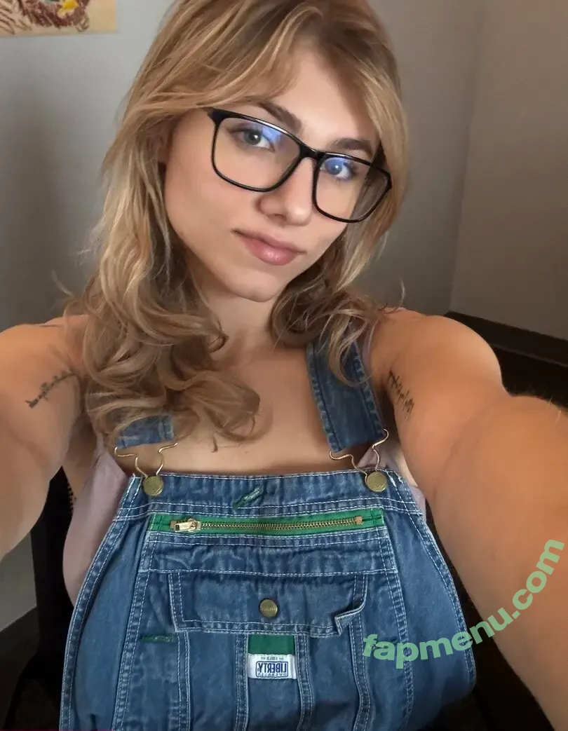 onlylexigray nude photo #0025 (tslexigrayy)