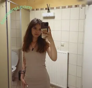  nude photo #0004
