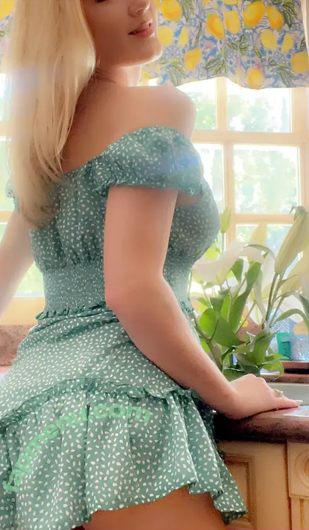 onlymadisonmae nude photo #0067 (1madisonmae / people)