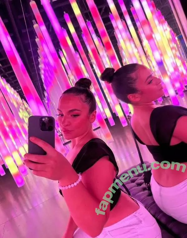 onlynadi nude photo #0056 (nadigamer21 / nadigamer21_)