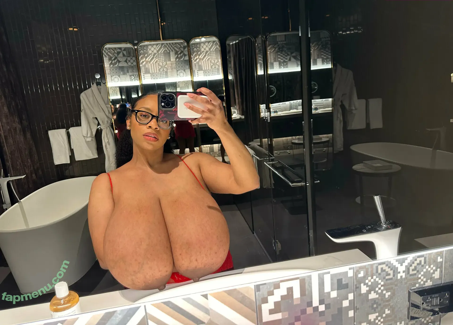 OnlyOneRhonda nude photo #0065 (OnlyOneRhonda)