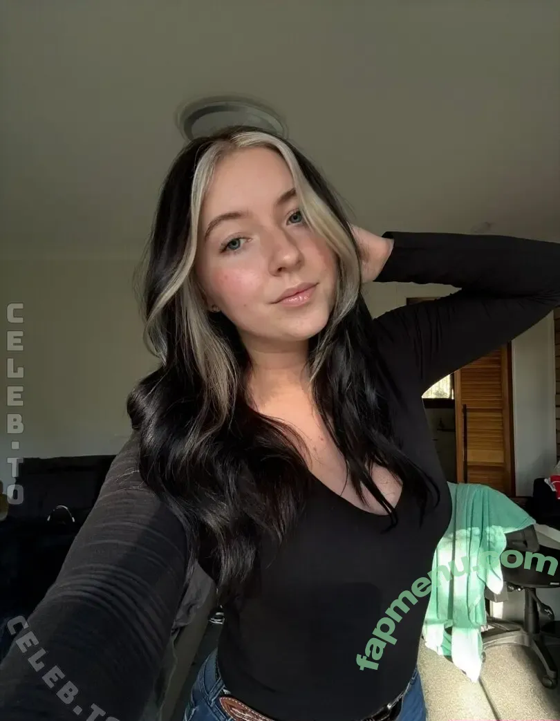 Onlyorlagh nude photo #0020 (Onlyorlagh)