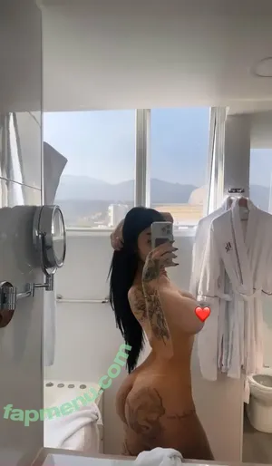 onlysaraluna / the_saraluna nude photo #0002