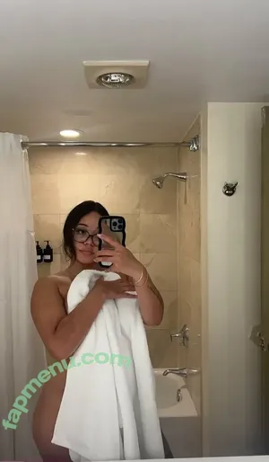  nude photo #0001