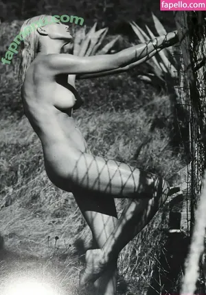 Onlysimonafans / Simona Krainova / simonakrainova nude photo #0022