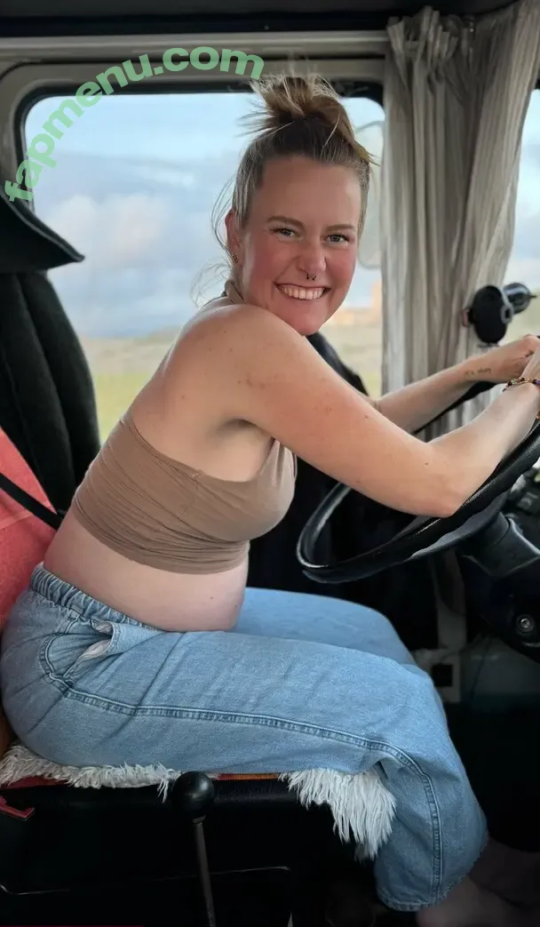 onlyviviofficial nude photo #0041 (onlyviviofficial)