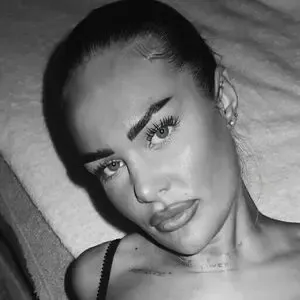 onlyyroseee / bethanyrosewood / bethanyrosewood on insta nude photo #0008