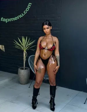 Ontlametseofficial / bunnypandora / ontlametse.official nude photo #0053