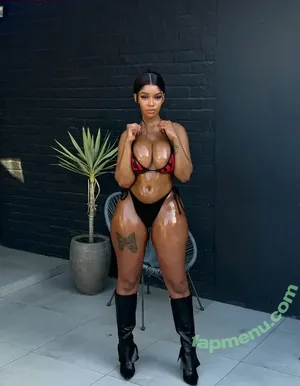 Ontlametseofficial / bunnypandora / ontlametse.official nude photo #0055