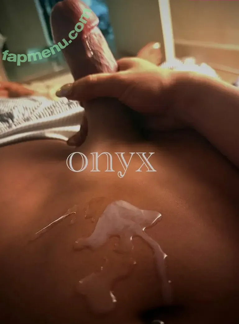 Onyx, Nyx nude photo #0038 (CD_ttop / nyx0775 / onyx.nyx / oxnxyx)