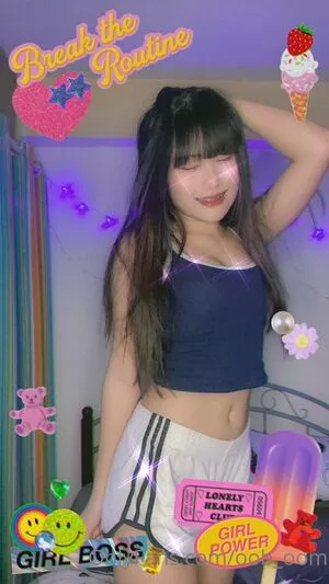oob_oom / oob_oom7b nude photo #0020