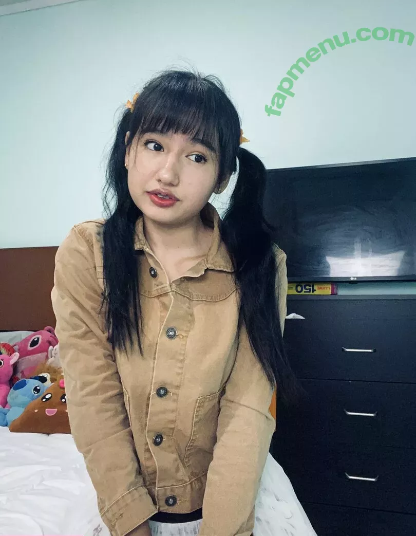 ooficialanie nude photo #0013 (_amberdenisee)