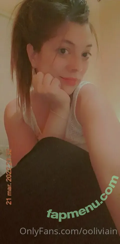 ooliviain nude photo #0001 (ooliviawalker)
