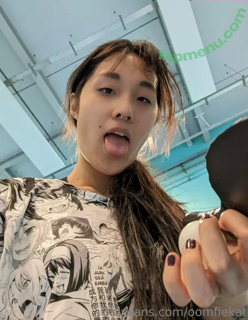 oomfiekat nude photo #0001 (oomfiekat)