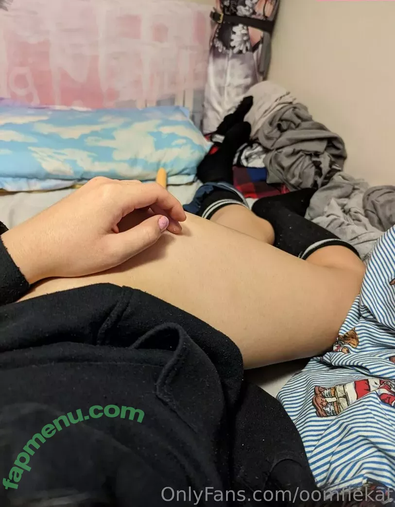 oomfiekat nude photo #0018 (oomfiekat)