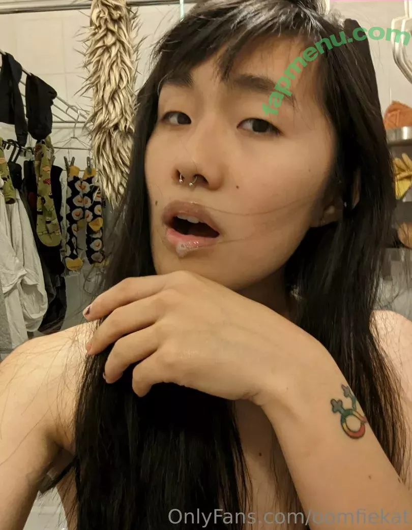 oomfiekat nude photo #0030 (oomfiekat)