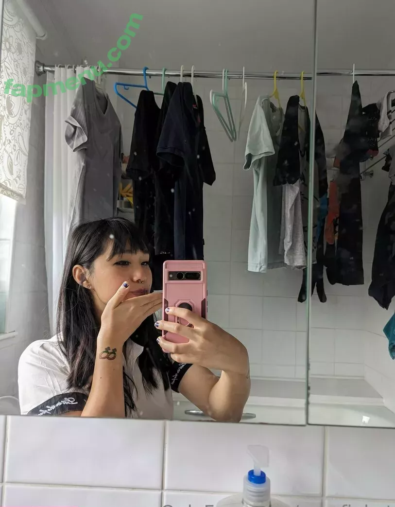 oomfiekat nude photo #0070 (oomfiekat)
