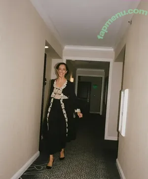 Oona Chaplin / OonaCC nude photo #0058