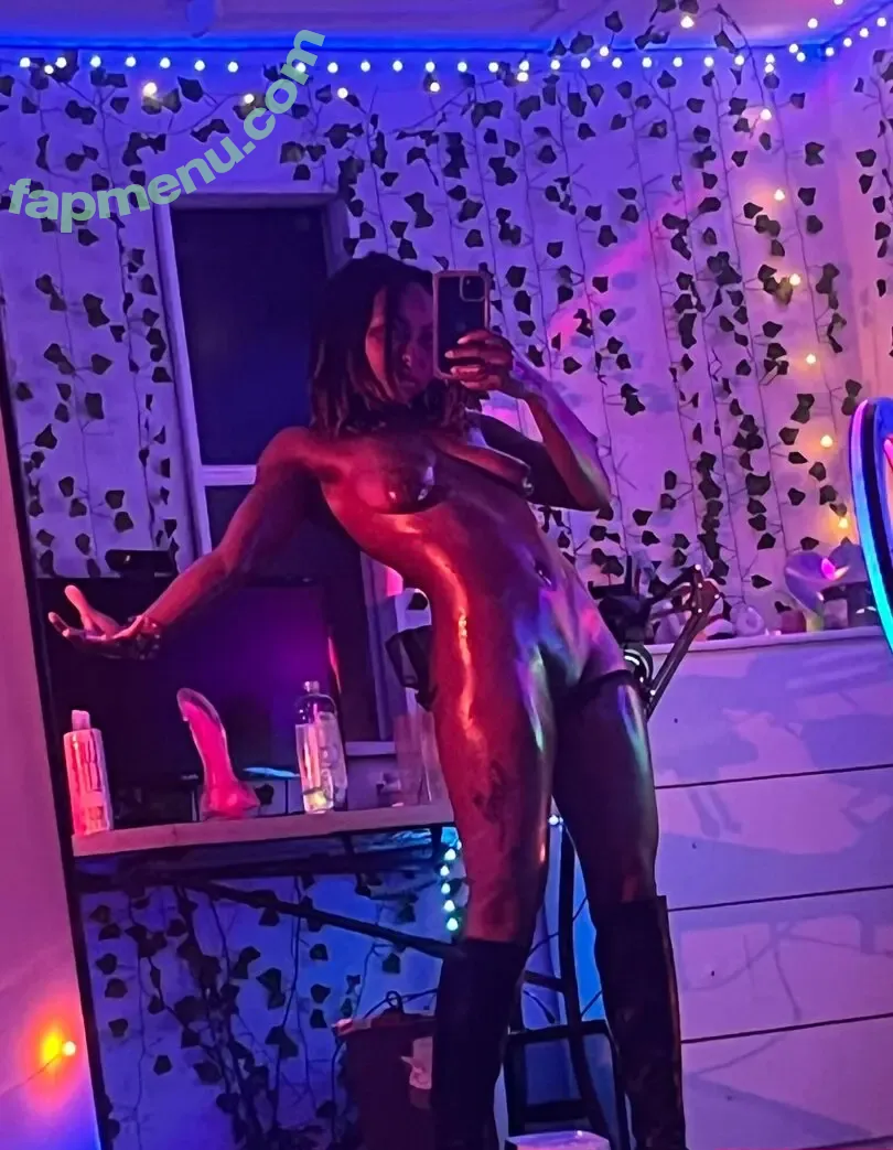 oonacx nude photo #0015 (oonacx)